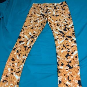 LuLaRoe Disney Tigger Leggings Tall and Curvy